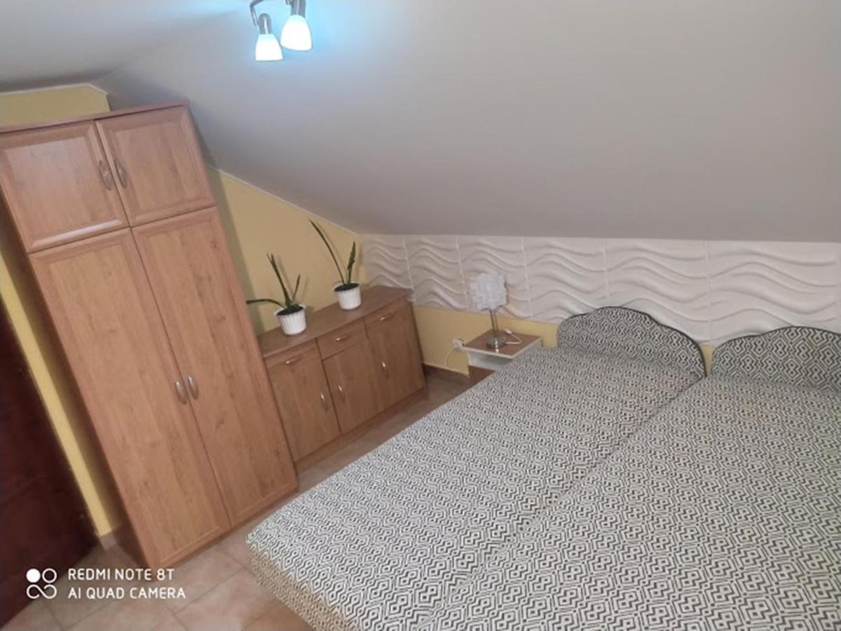 Bazsi Apartman Hajduszoboszlo Ngoại thất bức ảnh