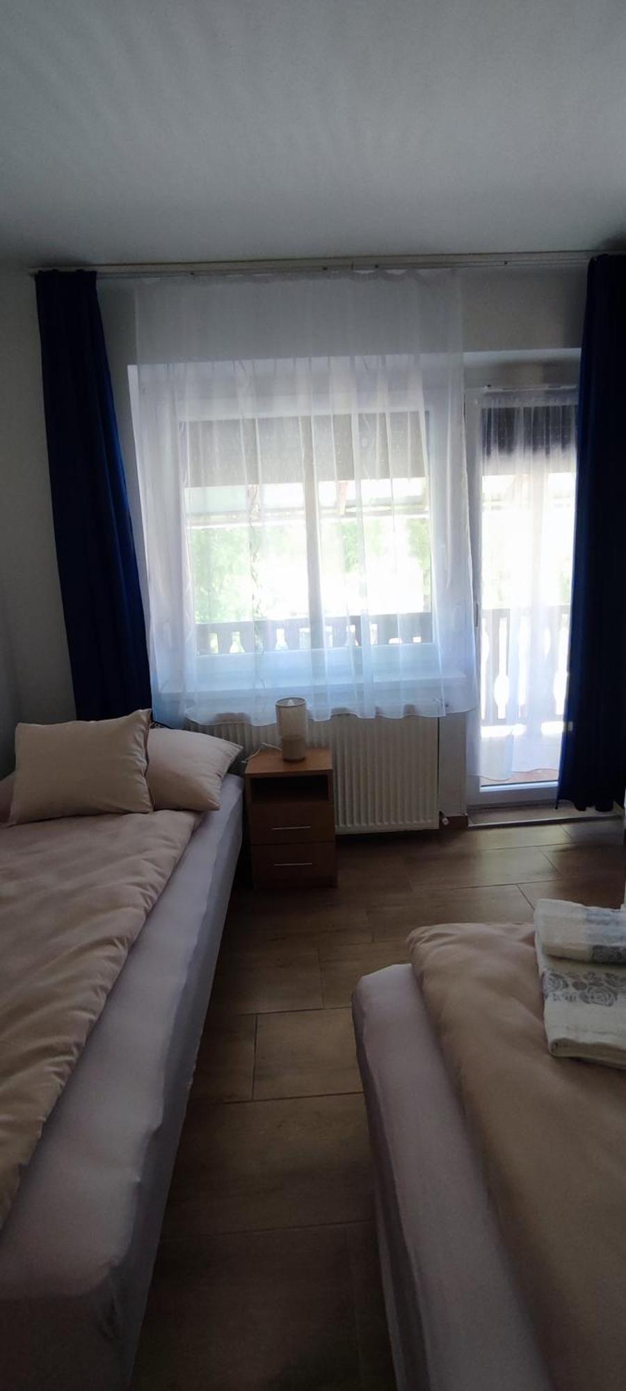 Bazsi Apartman Hajduszoboszlo Ngoại thất bức ảnh
